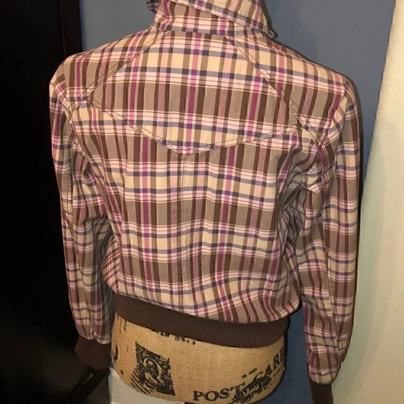 •Forever 21•   - Picture 2 of 4